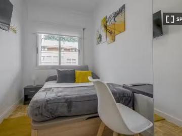Se alquila habitación en piso compartido en Madrid