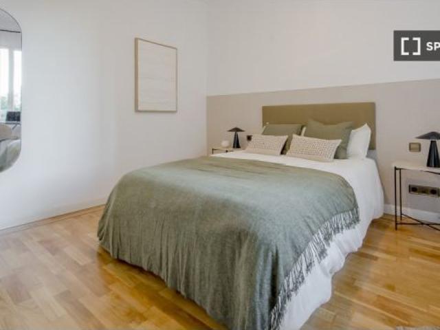 Se alquila habitación en piso compartido en Madrid