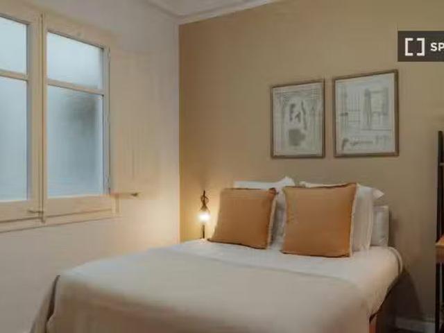 Se alquila habitación en piso compartido en Barcelona