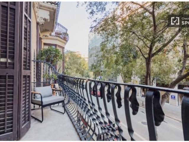 Se alquila habitación en piso compartido en Barcelona