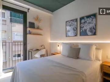 Se alquila habitación en piso compartido en Barcelona