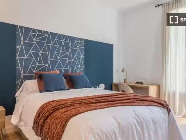 Se alquila habitación en piso compartido en Barcelona