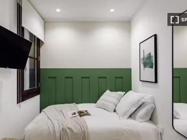 Se alquila habitación en piso compartido en Barcelona