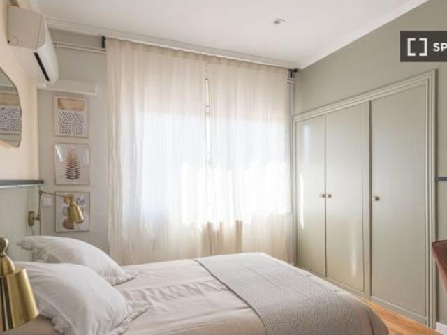 Se alquila habitación en piso compartido en Barcelona