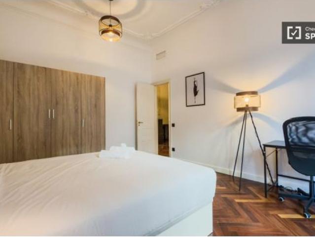 Se alquila habitación en piso compartido en Barcelona