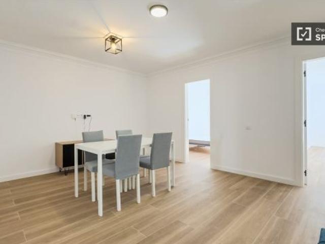 Se alquila habitación en piso compartido en Barcelona