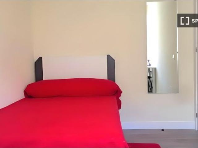 Se alquila habitación en piso compartido en Getafe