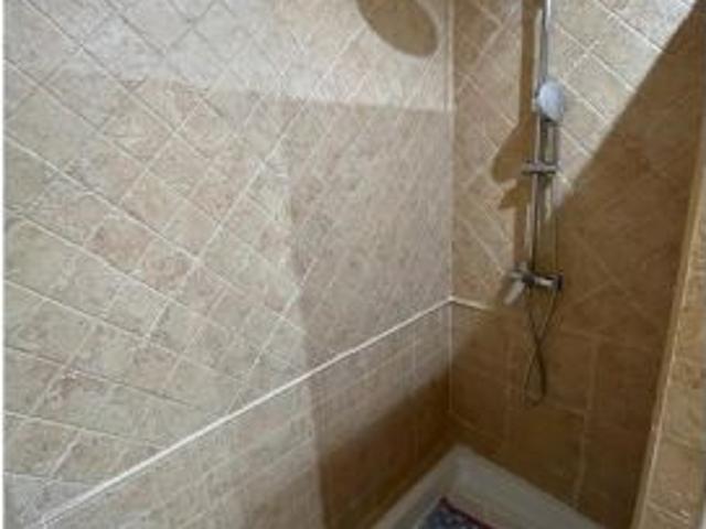 Se alquila habitación en piso compartido en Huelva