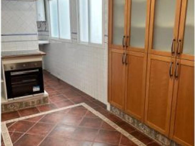Se alquila habitación en piso compartido en Huelva