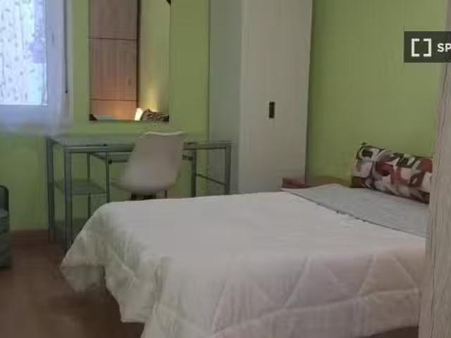Se alquila habitación en piso compartido en La Prosperitat, Ba.