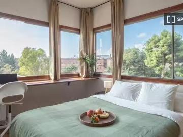 Se alquila habitación en piso compartido en Sant Gervasi Galva.