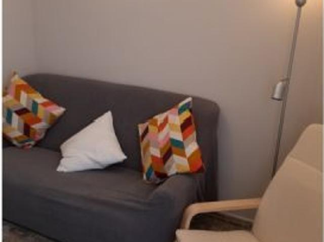 Se alquila habitación en piso de 4 habitaciones en Zaragoza