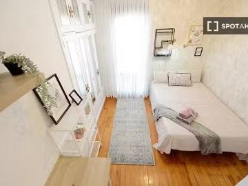 Fika Kalea, Atxuri, Bilbao, Etxebarria, Etxebarri Doneztebeko Elizatea, Vizcaya, País Vasco