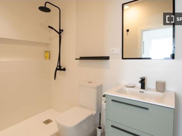 Se alquila habitación en piso de 4 habitaciones en El Pópulo, Cádiz