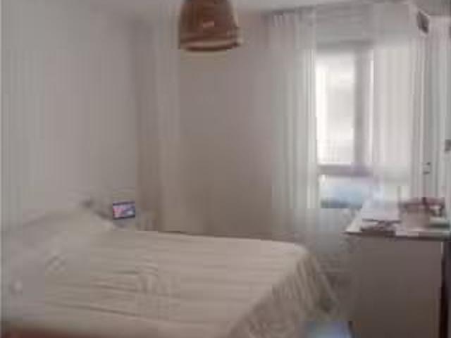 Se alquila habitación en piso de 3 habitaciones en Palma, Palma