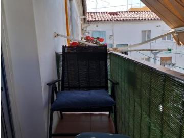 Se alquila habitación en piso en Calle Pedro Patricio Mey