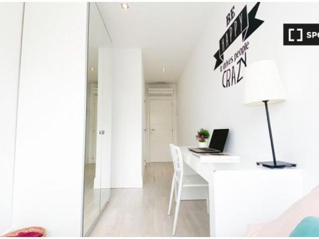 Se alquila habitación en residencia de estudiantes en el exclusivo Barrio de Salamanca, Madrid