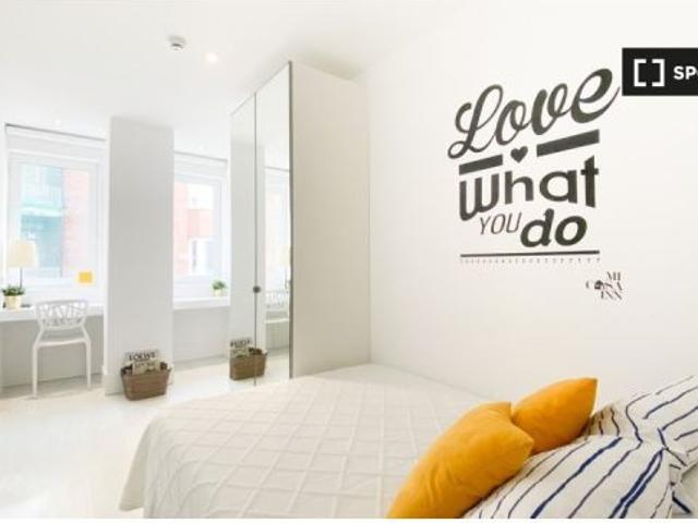 Se alquila habitación en residencia de estudiantes en el exclusivo Barrio de Salamanca, Madrid
