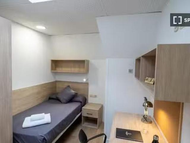 Se alquila habitación en residencia de estudiantes en Leganés