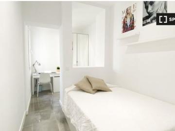 Se alquila habitación en residencia de estudiantes en Madrid