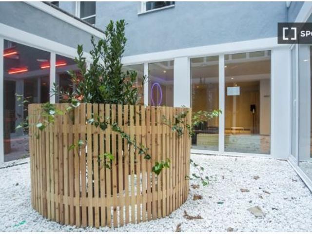 Se alquila habitación en residencia en Txurdinaga, Bilbao