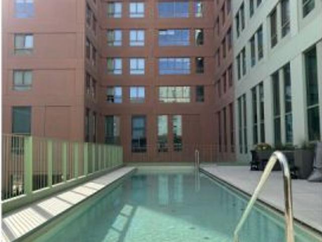 Se alquila habitación en residencia en Barcelona