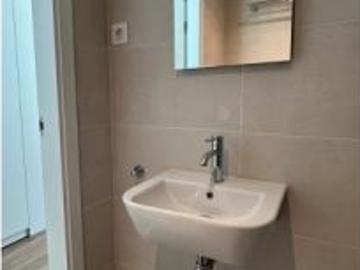 Se alquila habitación en residencia en Barcelona