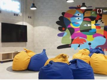 Se alquila habitación en residencia en Bilbao
