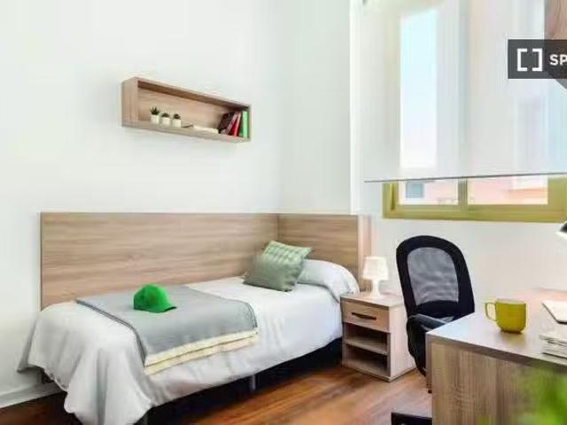 Se alquila habitación en residencia en Sevilla, Sevilla