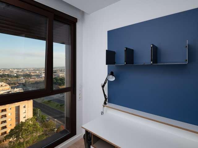 Se alquila habitación individual en residencia en Málaga