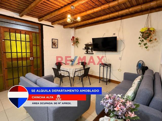 Se Alquila Hermoso Departamento Amoblado Y Equipado En Zona Estratégica — Chincha