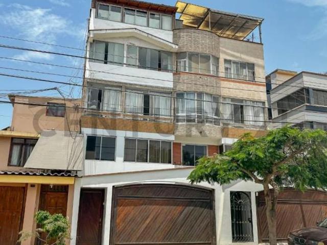 Se alquila lindo y espacioso dpto triplex penthouse familiar