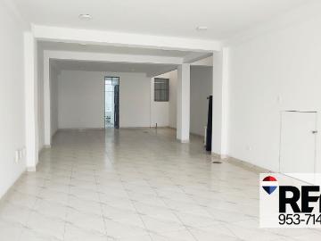 Se alquila local comercial en avenida en carabayllo
