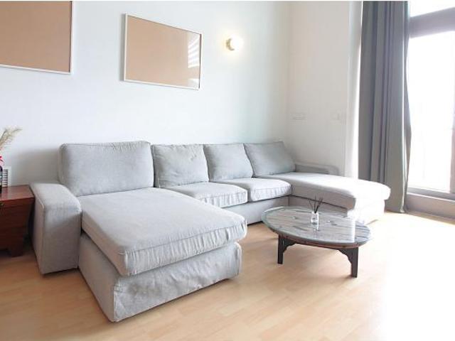SE ALQUILA LOFT CON GARAJE Y PISCINA EN COMPLEJO PRIVADO CON SEGURIDAD 24H