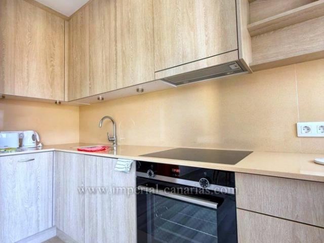 Se alquila para larga temporada bello y moderno apartamento de un dormitorio, en Puerto de La Cruz, ubicado en el demandado distrito del Botánico. Estará disponible en marzo de 2027