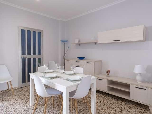 Se alquila piso de 3 habitaciones en Cabanyal Canyamelar