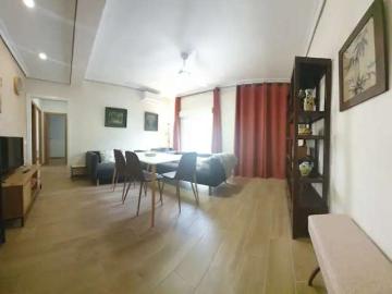 Se alquila piso de 3 habitaciones en Amate, Sevilla