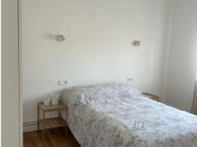 Se alquila piso de 3 habitaciones en Santander, gastos incluidos