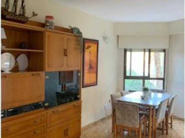 Se alquila piso de 3 habitaciones en Sueca, gastos incluidos