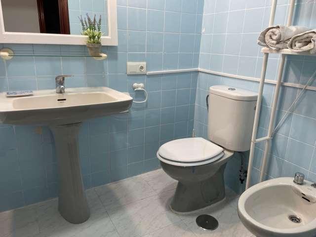 Se alquila piso de 3 habitaciones en Paseo Marítimo, Cádiz