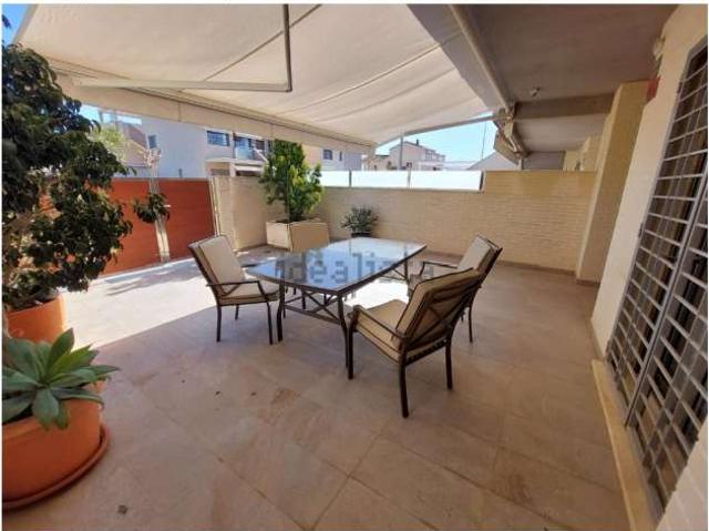 Se alquila piso de 3 habitaciones en Pilar de la Horadada