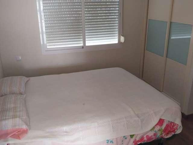 Se alquila piso de 3 habitaciones en Vélez Málaga