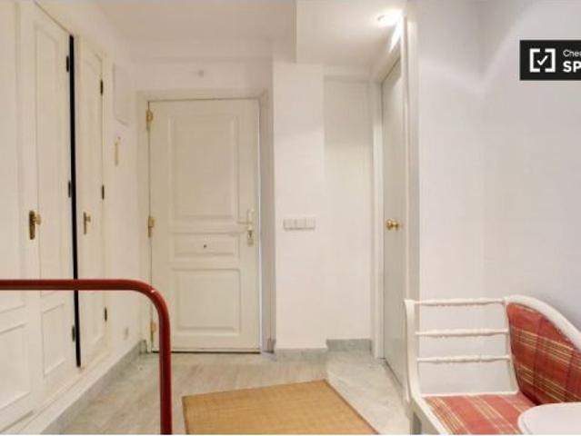 Se alquila piso de 1 dormitorio en Bellas Vistas
