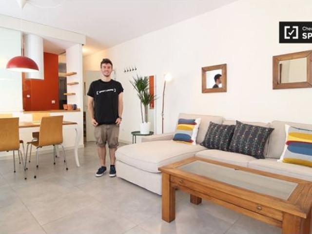 Se alquila piso de 1 dormitorio en Palacio con gastos incluidos