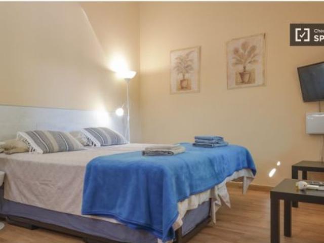 Se alquila piso de 1 dormitorio en Pozuelo de Alarcón, todos los gastos incluidos