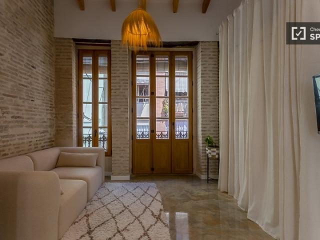 Se alquila piso de 2 habitaciones en Cabanyal Canyamelar