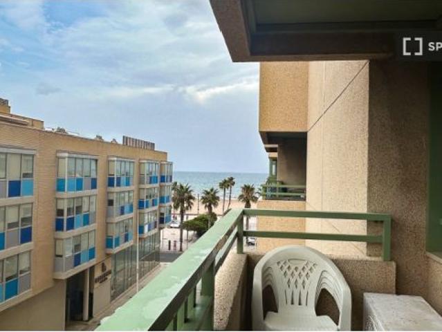 Se alquila piso de 2 habitaciones en Alboraya, gastos incluidos