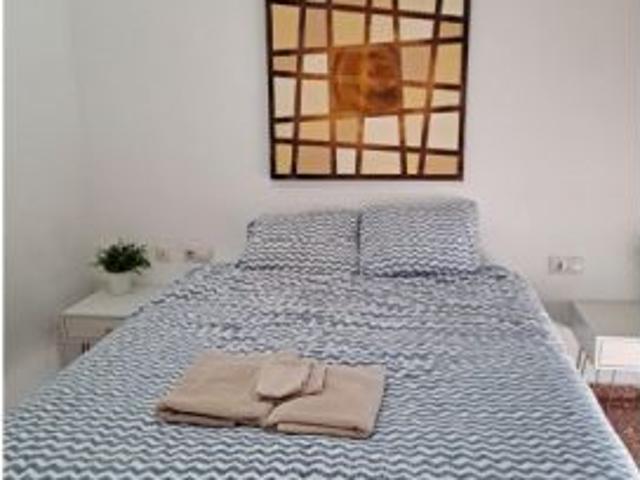 Se alquila piso de 2 habitaciones en Benimámet, gastos incluidos