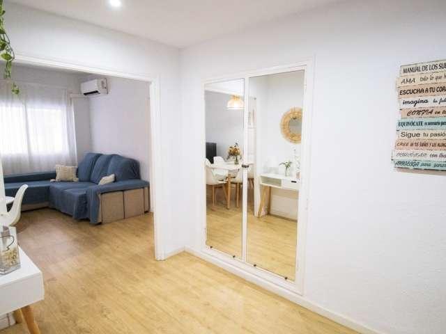 Se alquila piso de 2 habitaciones en El Campello
