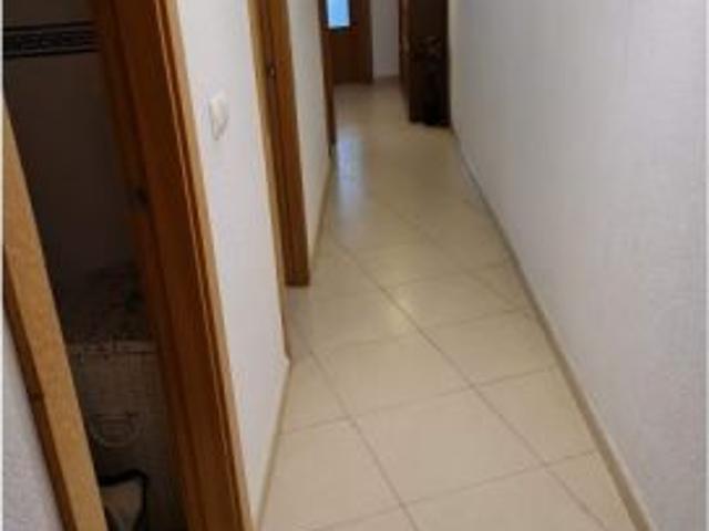 Se alquila piso de 2 habitaciones en El Campello